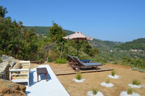 Villa Elea,suberb Seaview,nearby Beach And Town.