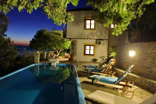 Villa Maria O