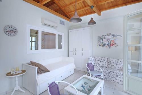 Port View Apartment