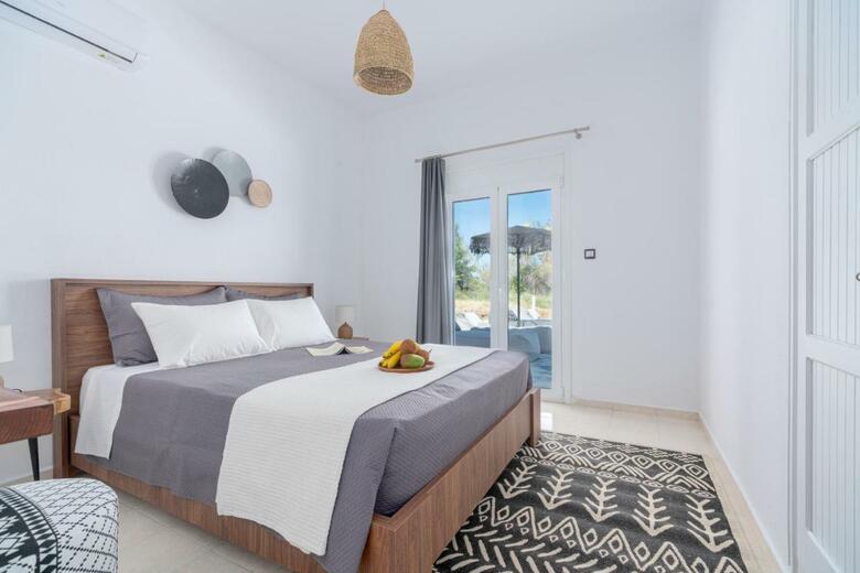 Villa Indigo Boutique Home