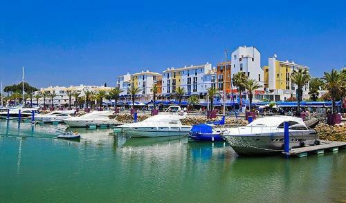 Apartamento - 3min A P� Da Marina