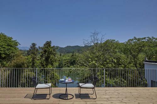 Wuyuan Yi Chuan Yi Su River View Sen Hotel