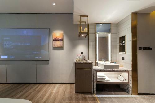Yage Hotel