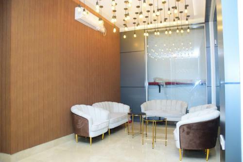Hotel Tgs Dine Inn