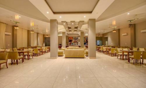 Hotel Luxury Jim Corbett Resort