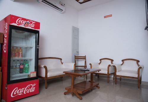 Hotel Prakash Residence
