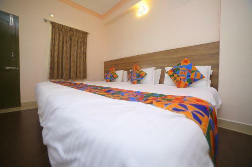Hotel Radha Residency