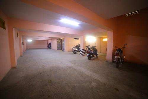 Hotel Radha Residency