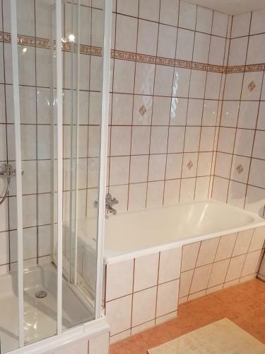 Apartamento Ferienwohnungen Kail Beate