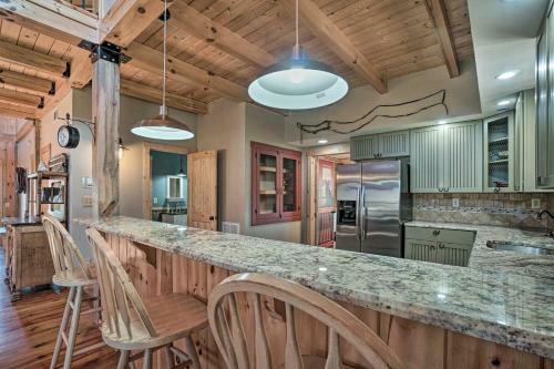 Twin Creeks Spacious Blairsville Mtn Gem!