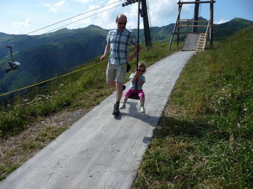 Hostal G�stehaus Lutz