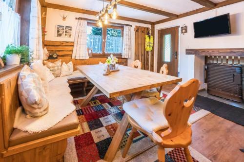 Apartamento Hochf�genblick-ski- Und Wanderh�tte