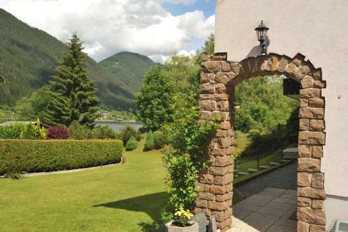 Hostal Pension Seeheim