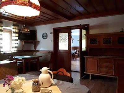 Hostal Pension Lukashof