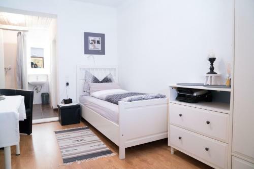 Hostal Pension & Restaurant La Amalia