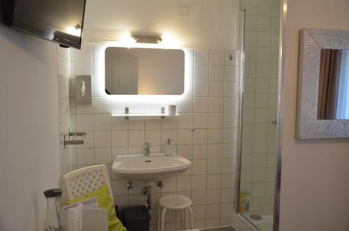 Hostal Pension & Restaurant La Amalia