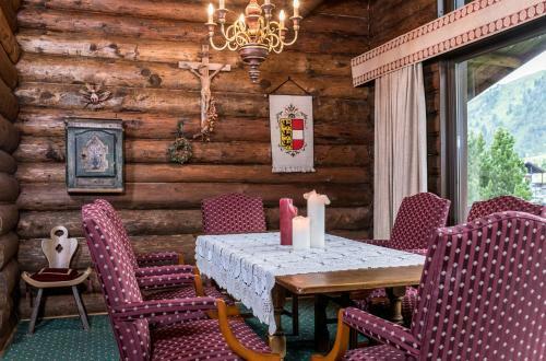 Lake View Chalet