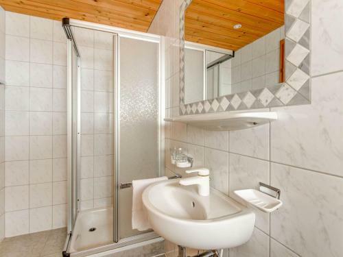 Modern Apartment In L�ngenfeld Near Ski Area