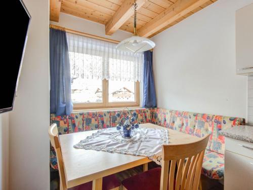 Pleasant Apartment In L�ngenfeld With Ski Storage