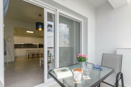 Seashell Apt 2