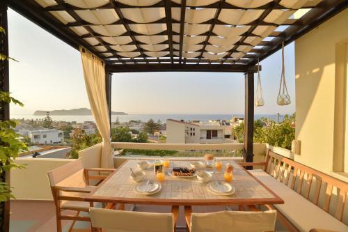 Seaview Garden Villa - Heated Pool