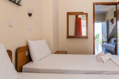 Christine Seaside Apartments In Chania