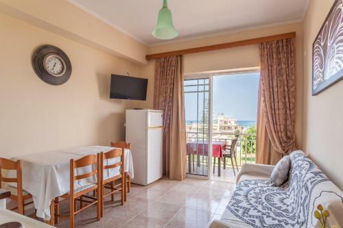 Christine Seaside Apartments In Chania