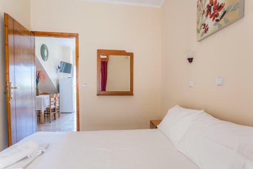 Christine Seaside Apartments In Chania
