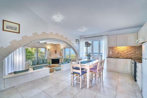 Villas Stalos Homeleader