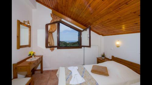 Villa Dimosthenis 4 Bedrooms With Private Pool