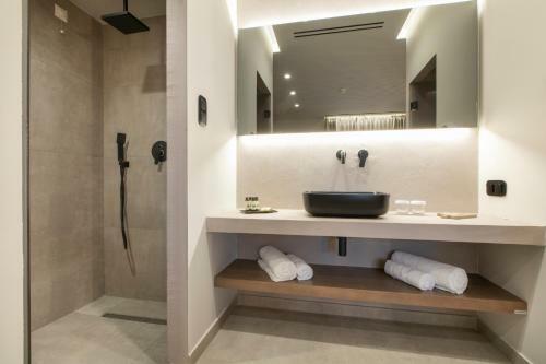 Hotel Allonda Seafront Experience
