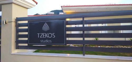 Apartamento Tzekos Studios