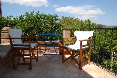 Hostal Krini Rooms