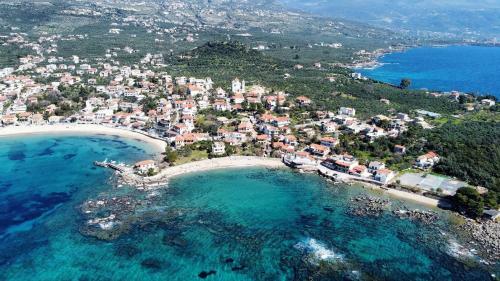 Minas New Apartment 2mins Walking From Stoupa Beach