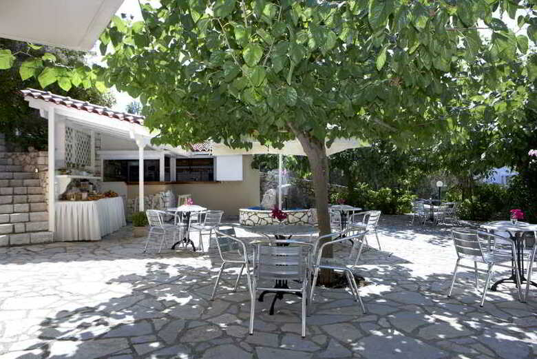Aparthotel Dafnoudi Hotel Apartments
