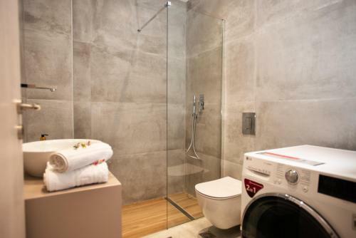 Raeti Apartments