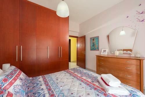 Greek Style Ground Floor Apartment & Pool