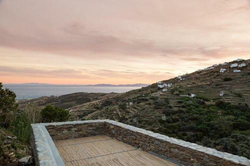 Hotel Tinos Dove Suites