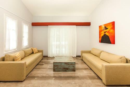Lido Apartments Tolo