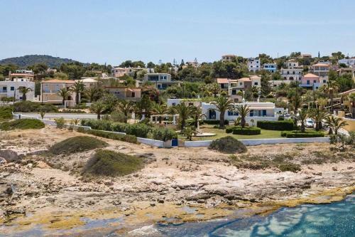 Palmaya Villa, Unique Seafront Experience