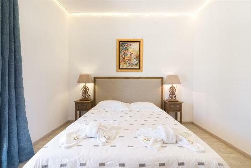 Hostal Syros Village Suites