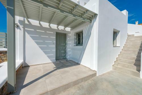 Aelion Villa