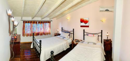 Ermones Diamond Villa