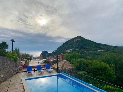 Ermones Emerald Villa