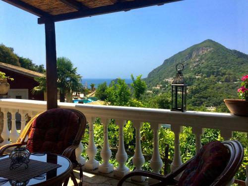 Ermones Emerald Villa