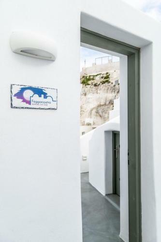 Villa Feggaropetra Cave House
