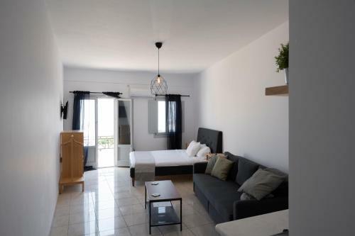K & G Central Apartments Fira