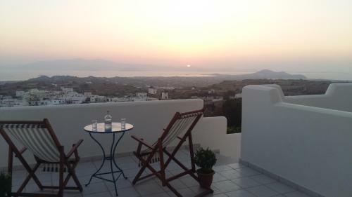 Vivlos. Maisonette With View