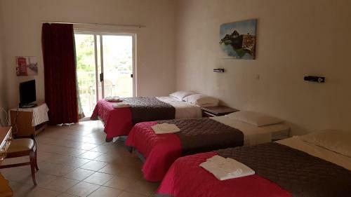 Aparthotel Gardenos Hotel And Pool