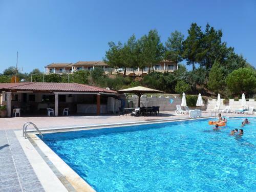 Aparthotel Gardenos Hotel And Pool